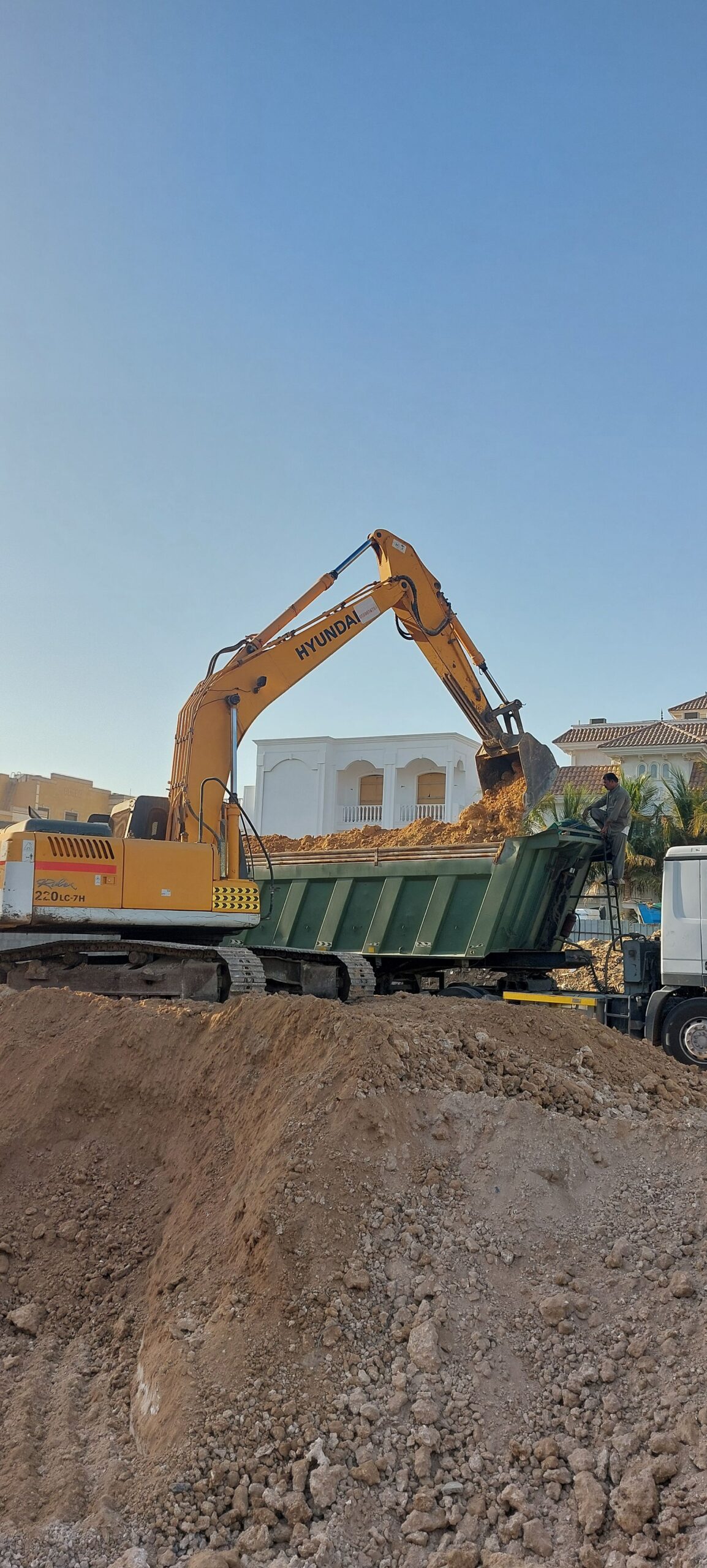 مقاول حفر | 0530129178| هدم | تدعيم وسند | حفر وتر