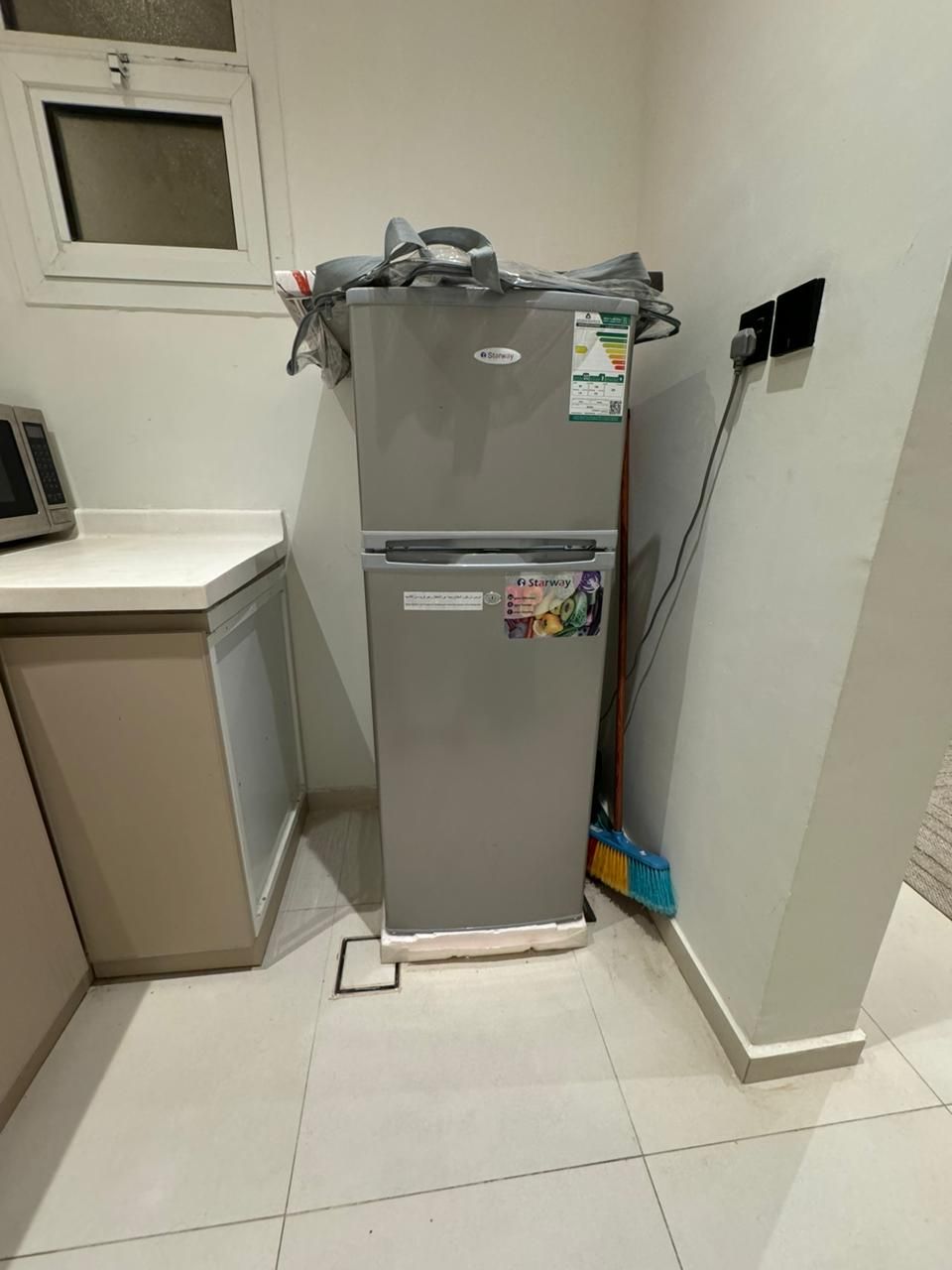 نبيع ونشتري الأثاث المستعمل والجديد بأسعار مناسبة