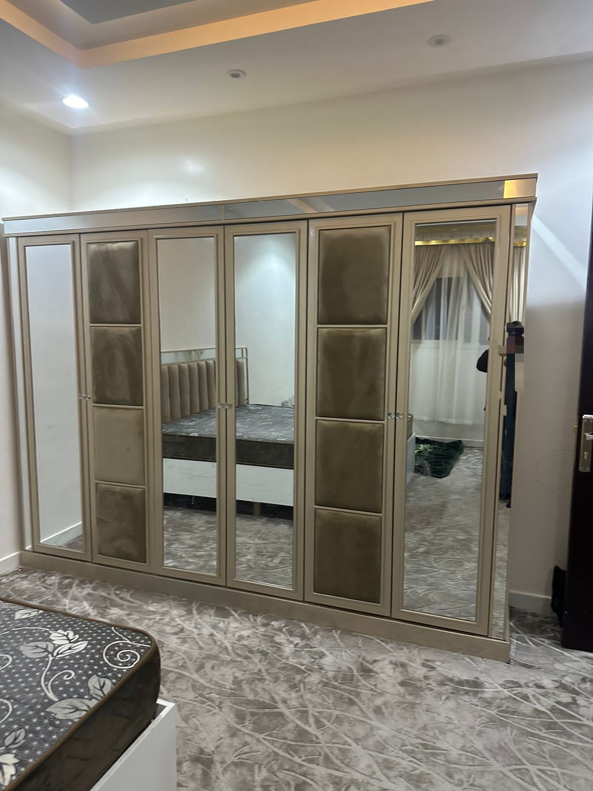 نبيع ونشتري الأثاث المستعمل والجديد بأسعار مناسبة