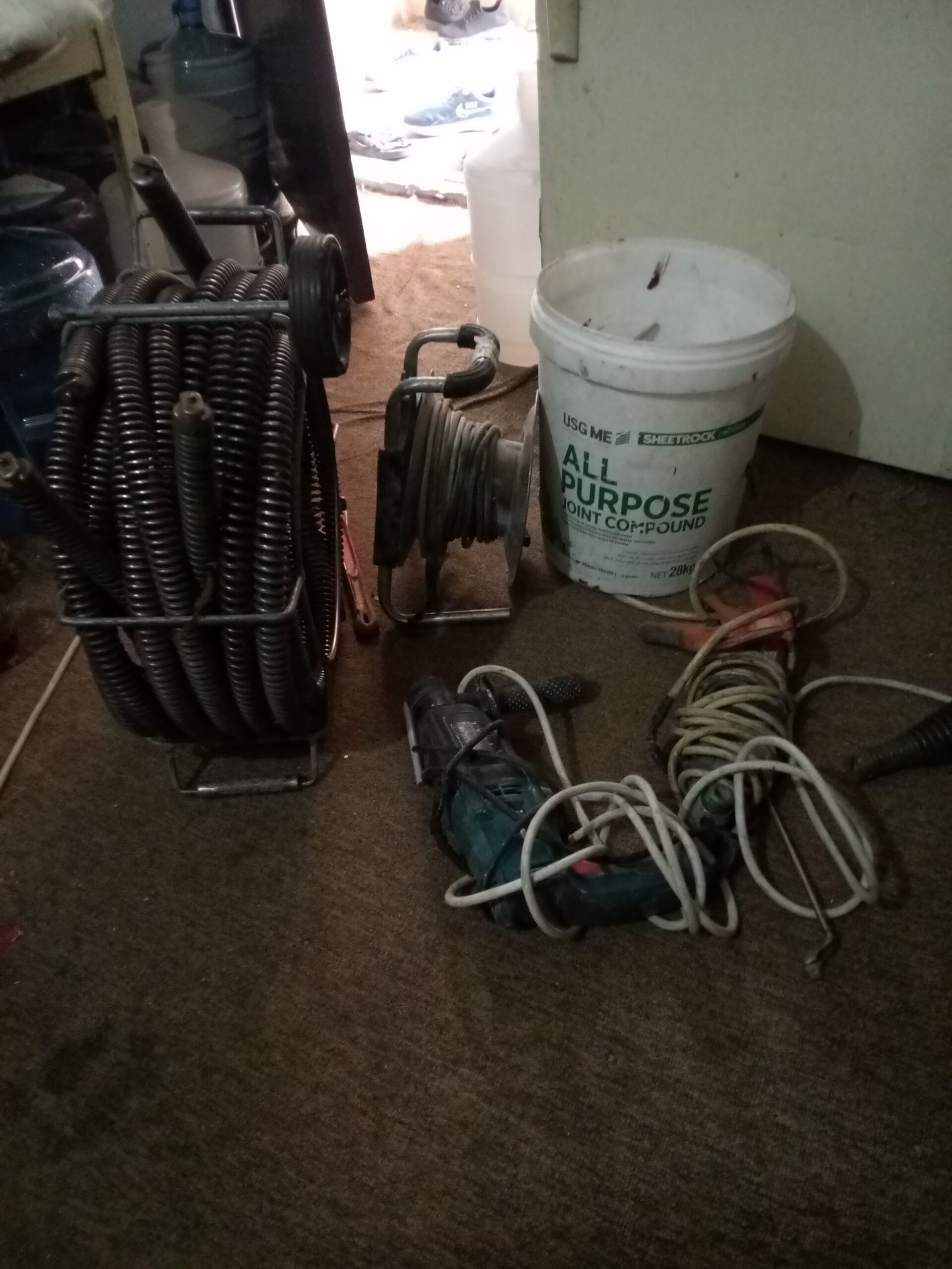 سباك وكهربائي عام بي الرياض