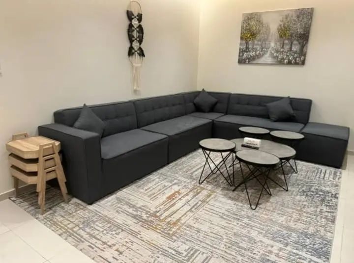 نبيع ونشتري الأثاث المستعمل والجديد بأسعار مناسبة