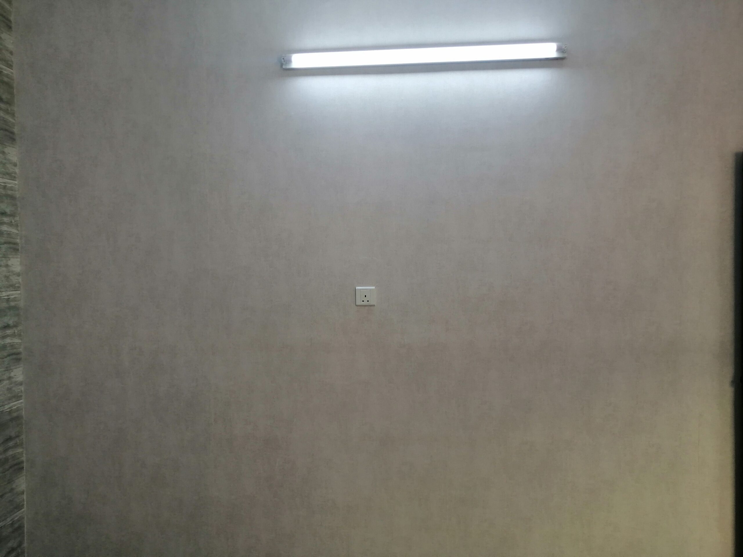 معلم دهانات وديكورات برماوي