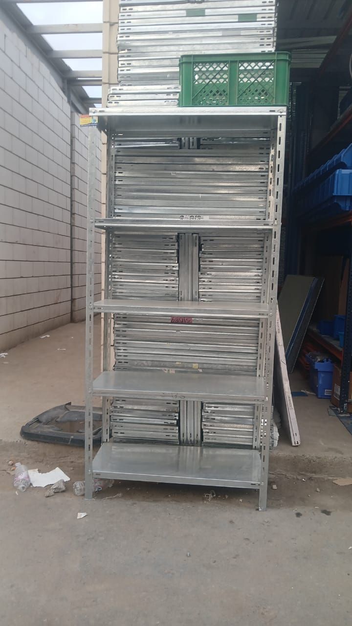 دواليب رفوف تخزين للمحلات والمستودعات والمنازل