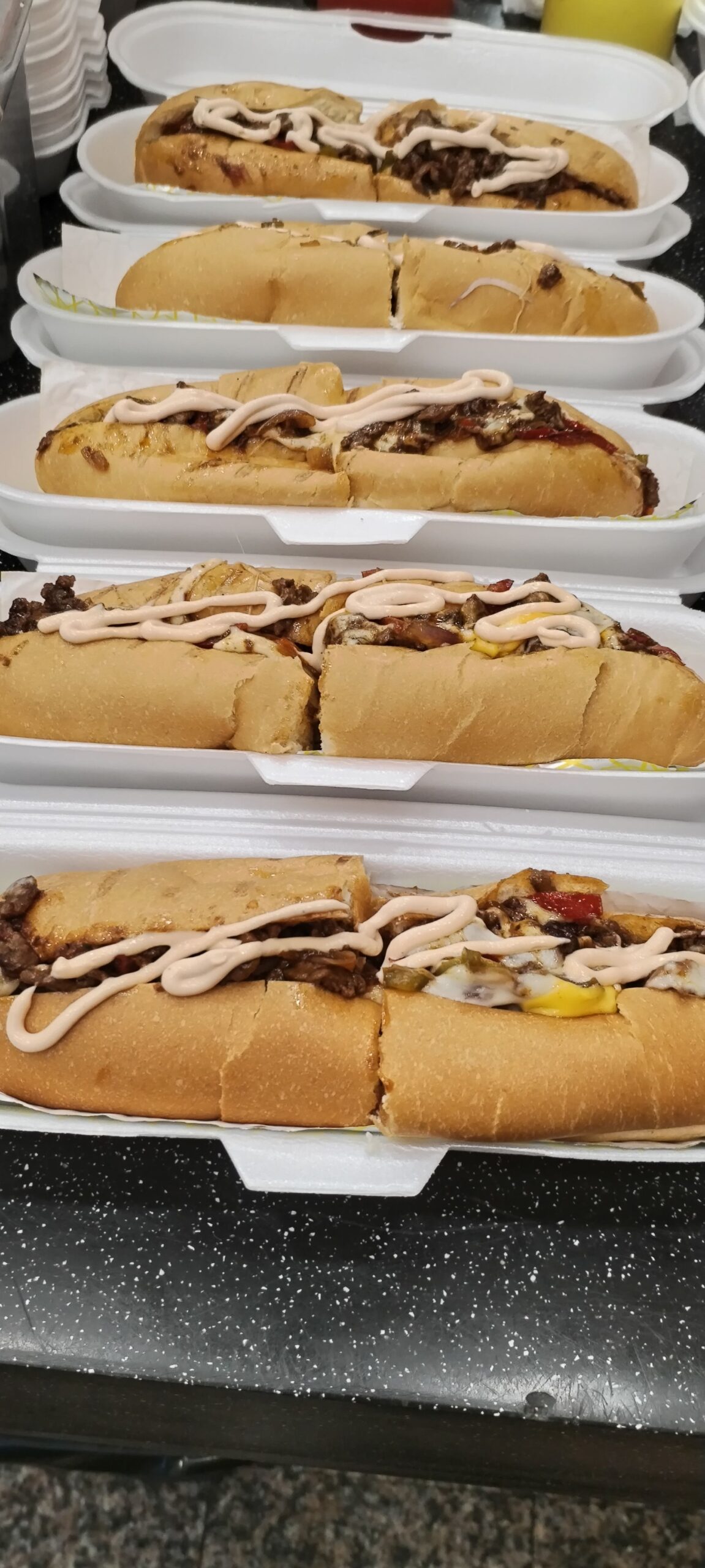 معلم شاورما خبره 10سنوات