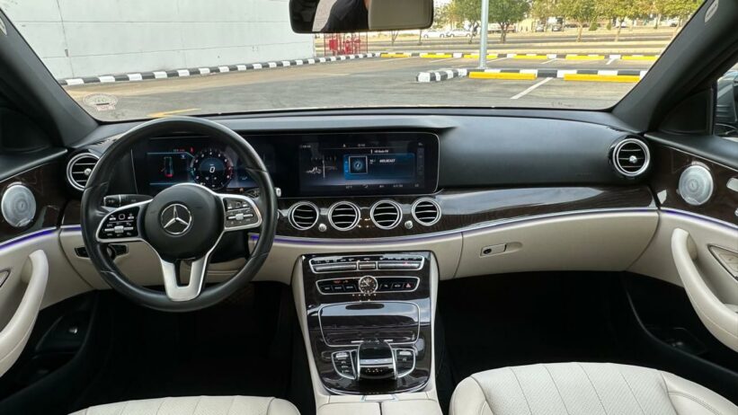 سياره مرسيدس E350 للبيع الجاد