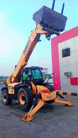 Available for monthly and daily rent, JCB cranes,