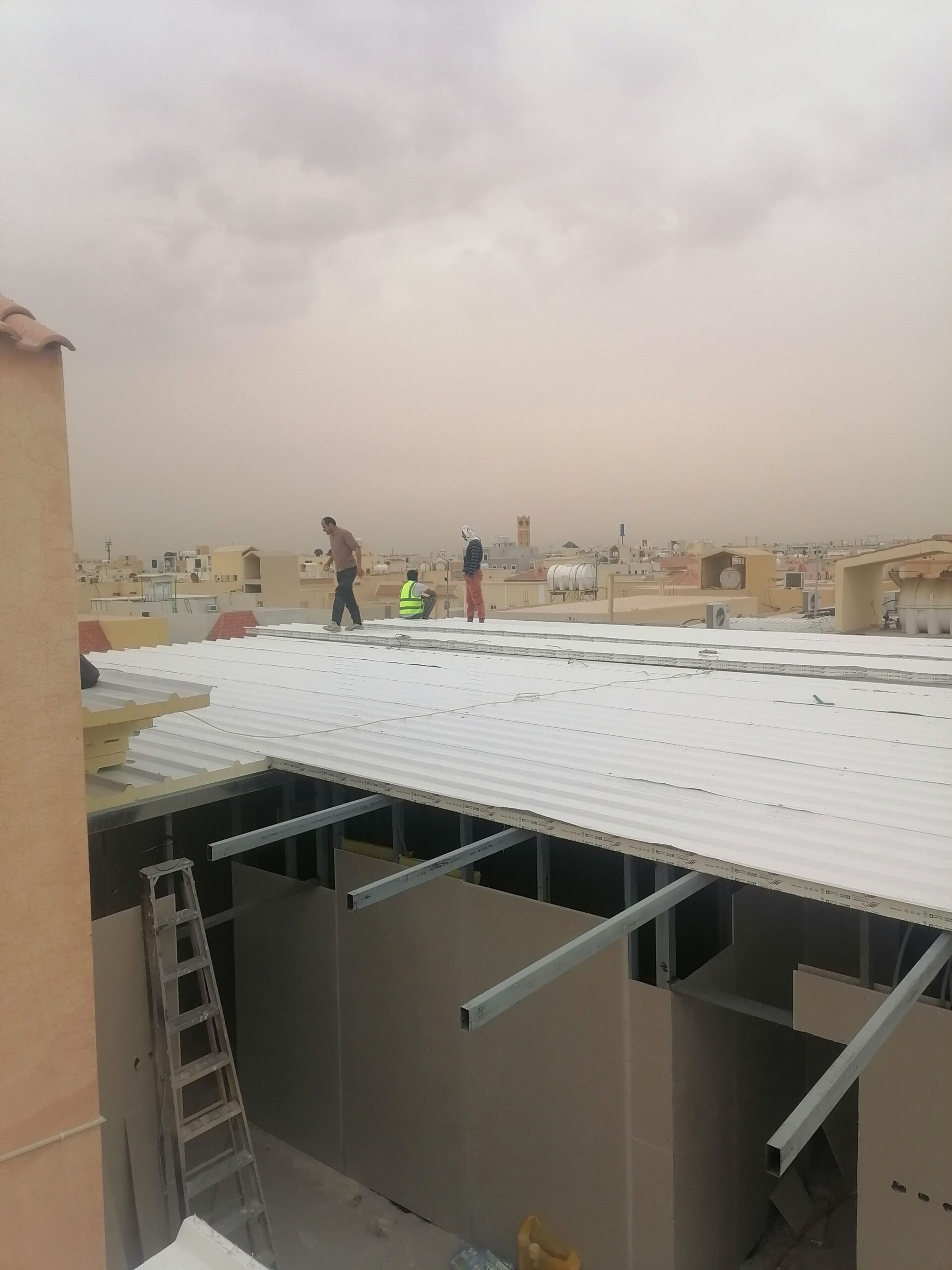 ترميم مباني تشطيب الرياض تركيب ساندويش بنل