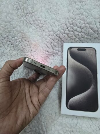 IPhone 15 pro 256gb same brand new sale swap 100 b