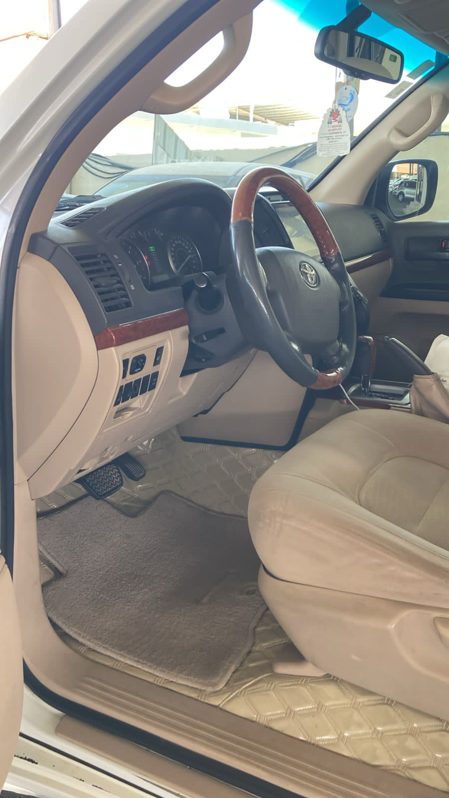 توياتا جي اكس ار لاندكروز