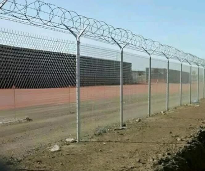 تسوير المزارع والأراضي بشبك لطلب لاتصال اوتساب