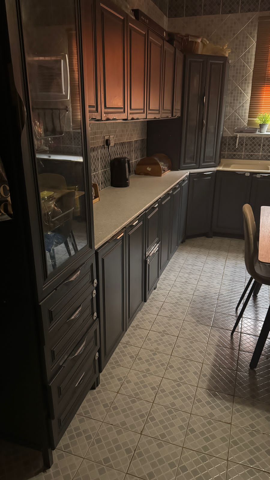 ابو الطيب لشراء الاثاث المستعمل بالرياض 0559671452