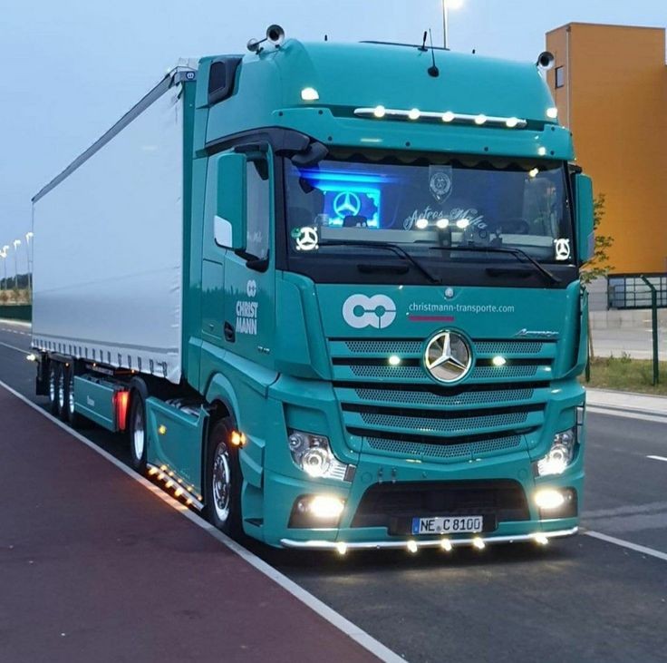 تريلا نقل عفش بالرياض تريلا نقل خارج الرياض