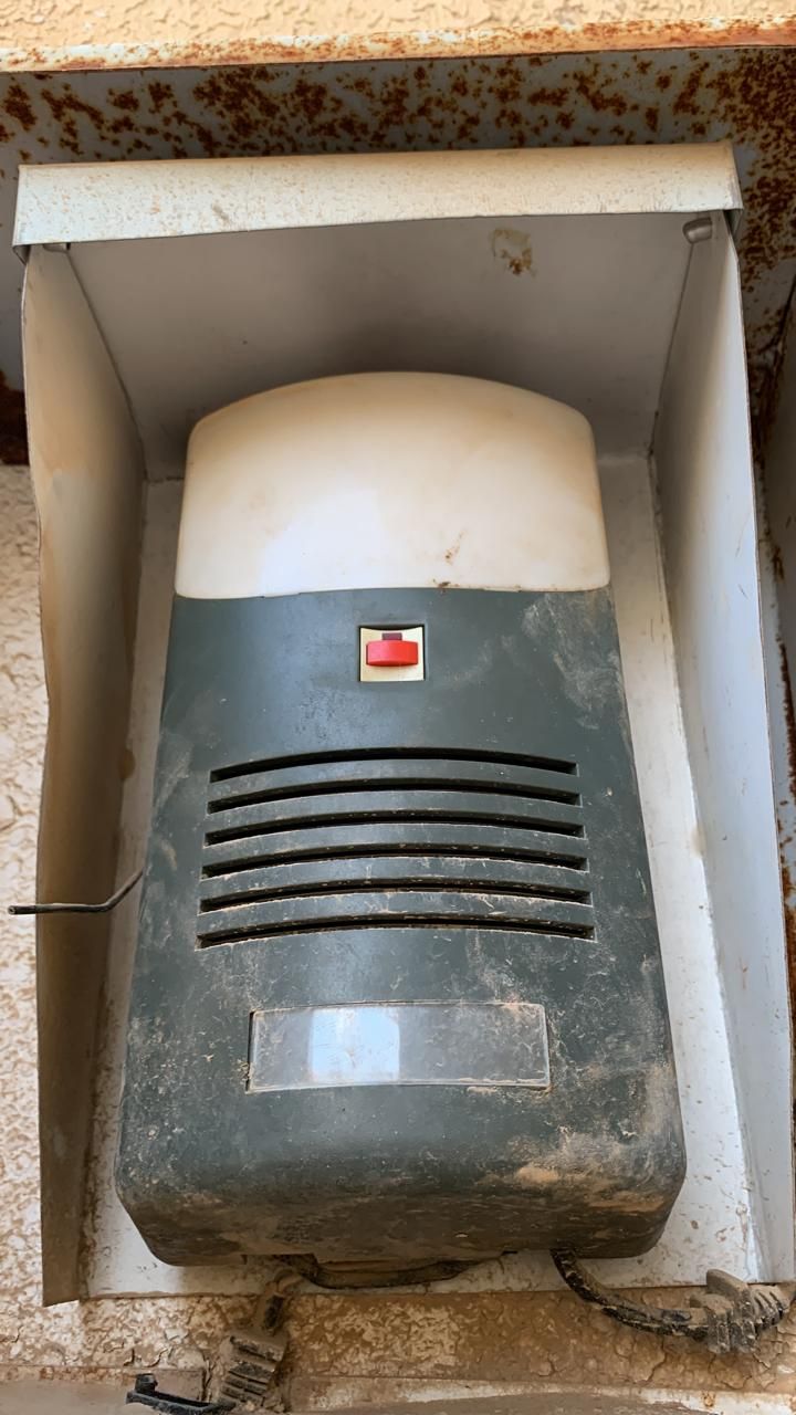 توريد وتركيب وصيانة ابواب الكراج الأتوماتيكيه ونوا