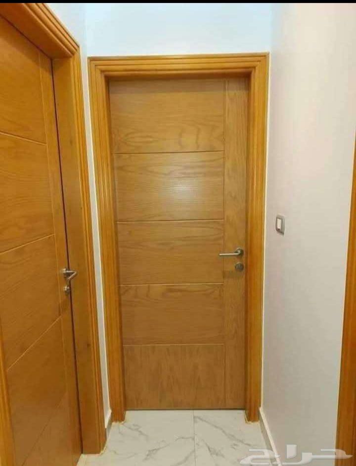نجار أبواب خشب فك وتركيب وصيانه
