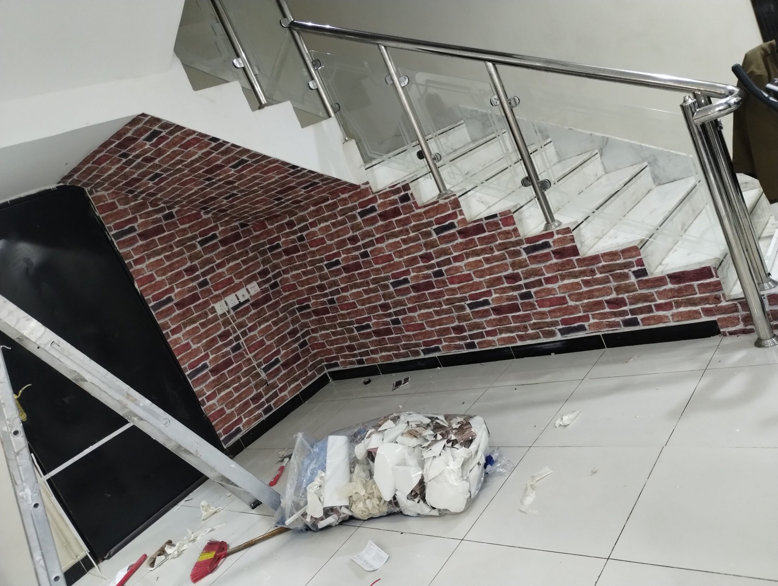 ديكورات ورق جدران دهانات جبس شيبورد فوم بديل الرخا