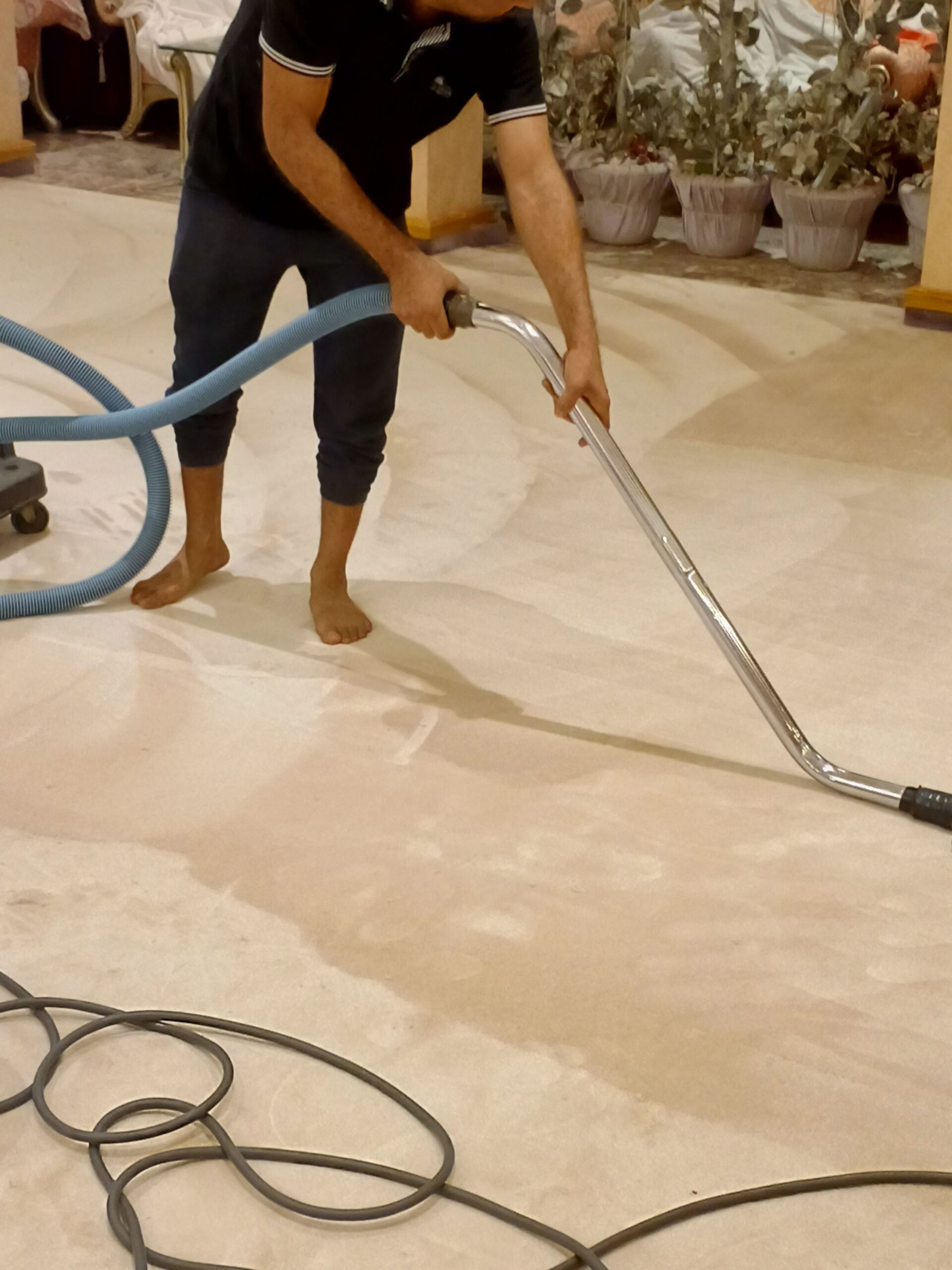 شركة تنظيف الفلل والقصور والكنب بالمدينة المنورة