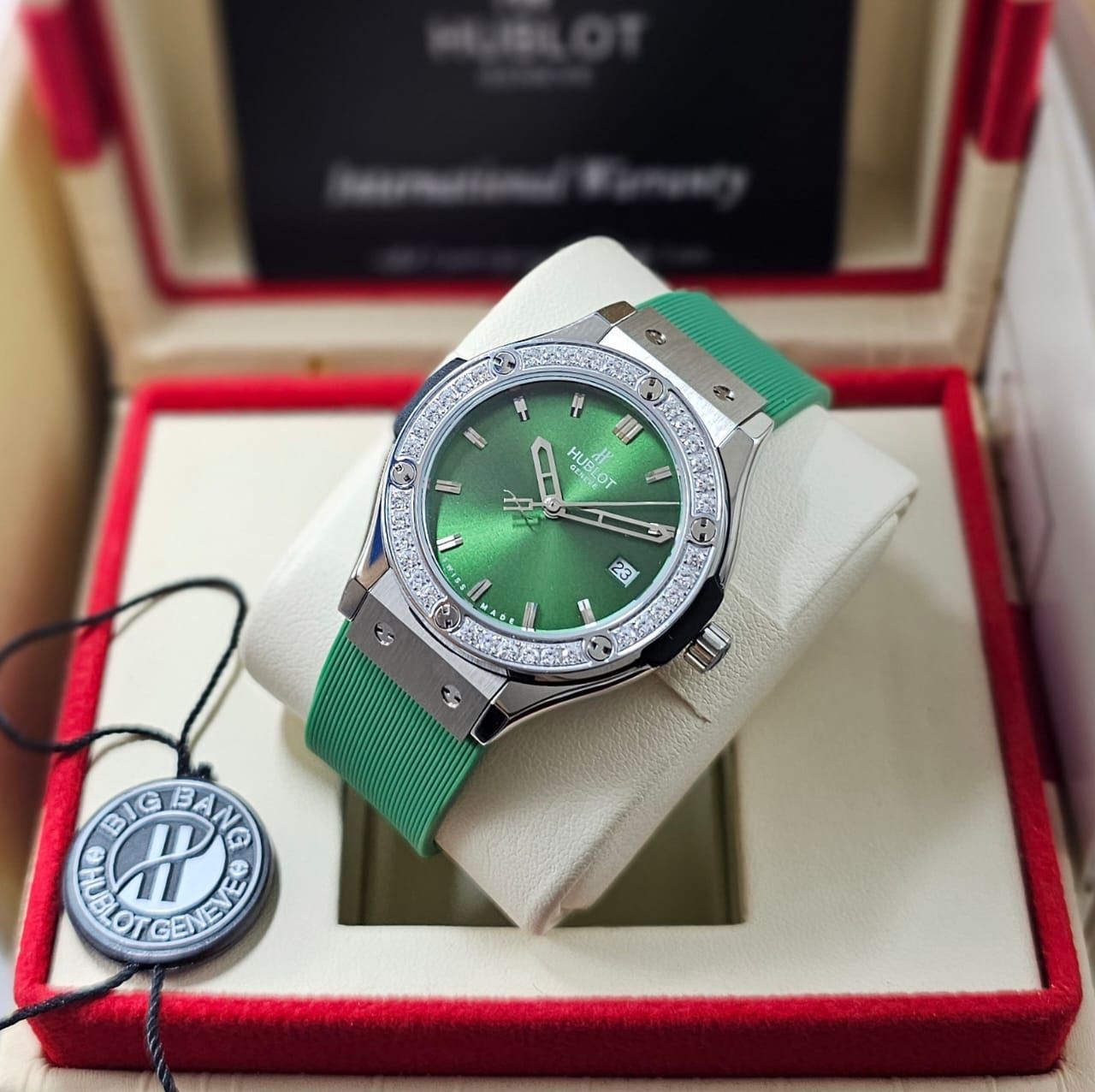 ساعات هوبلت نسائي