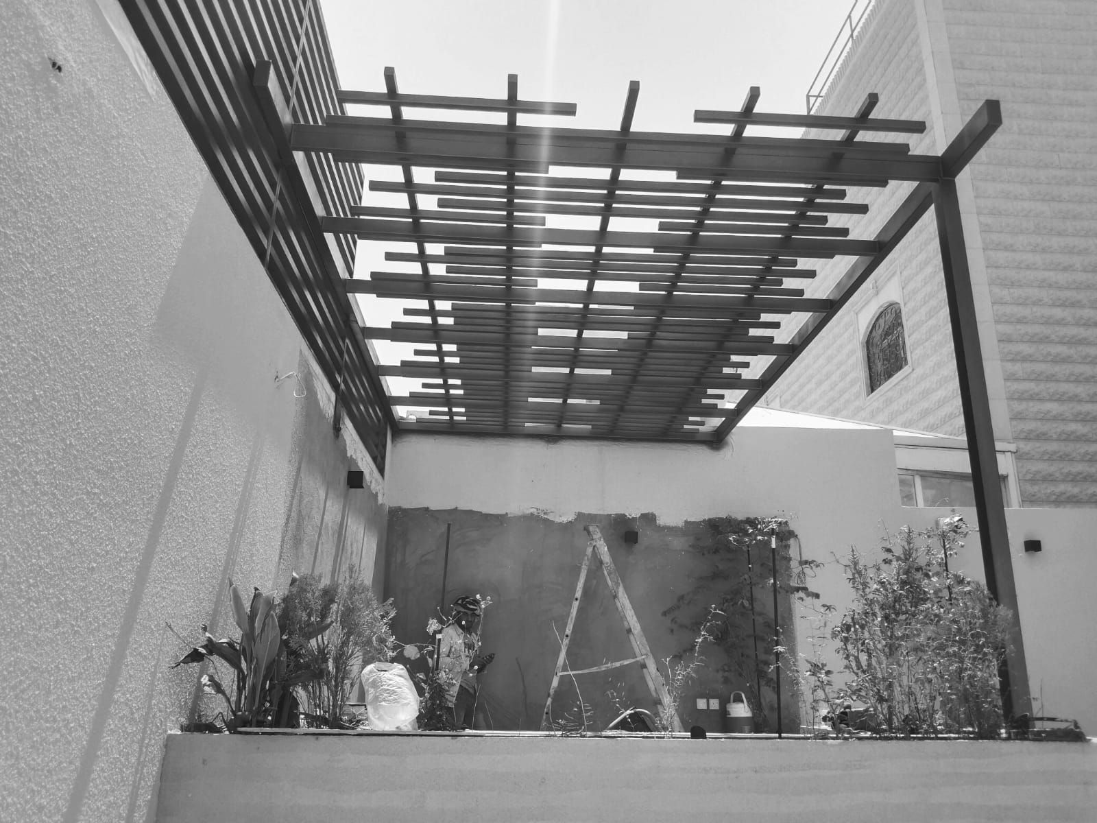 تركيب مظلات سواتر هناجر تركيب ساندويش بانل