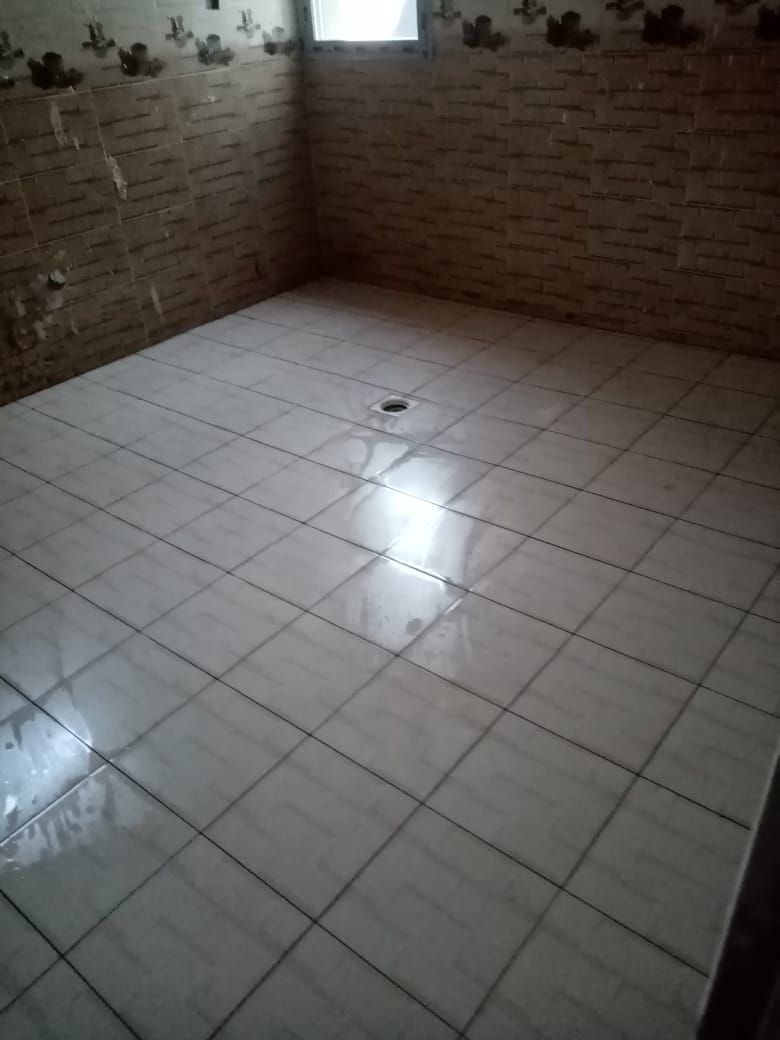 مبلط محترف لتركيب جميع انواع السيراميك والبورسلان