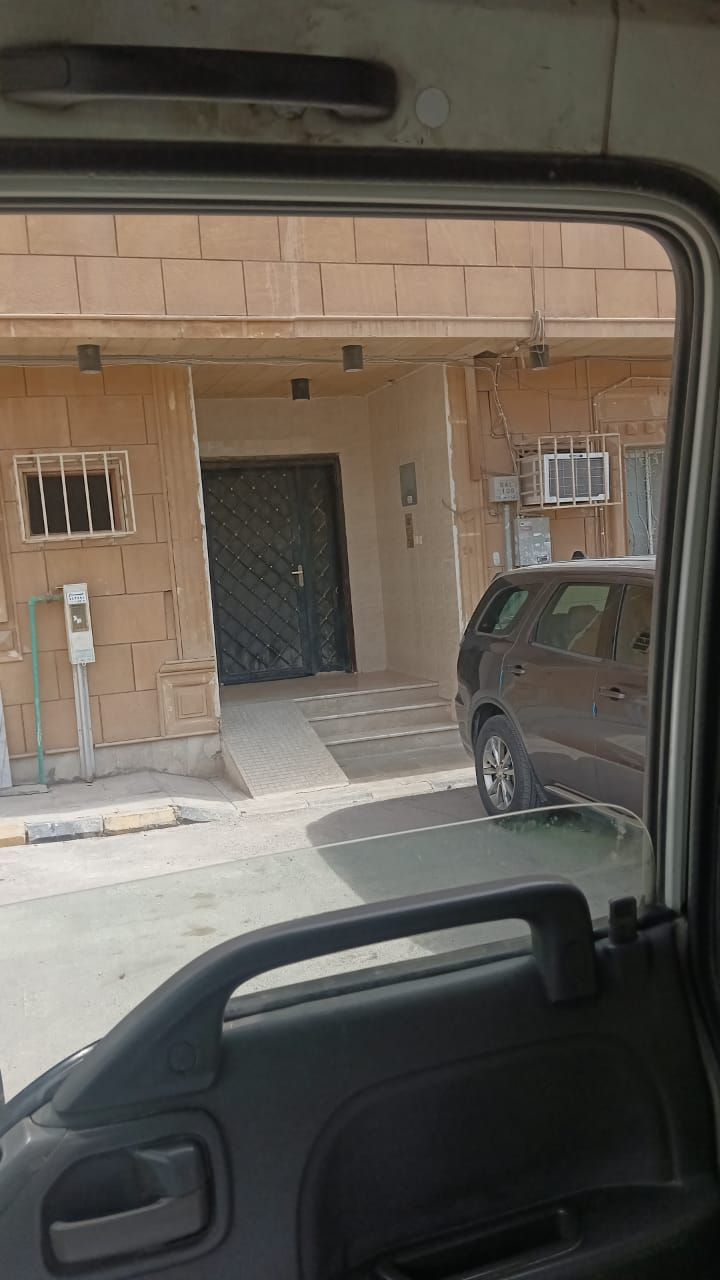 دينا نقل عفش جميع أنحاء الرياض