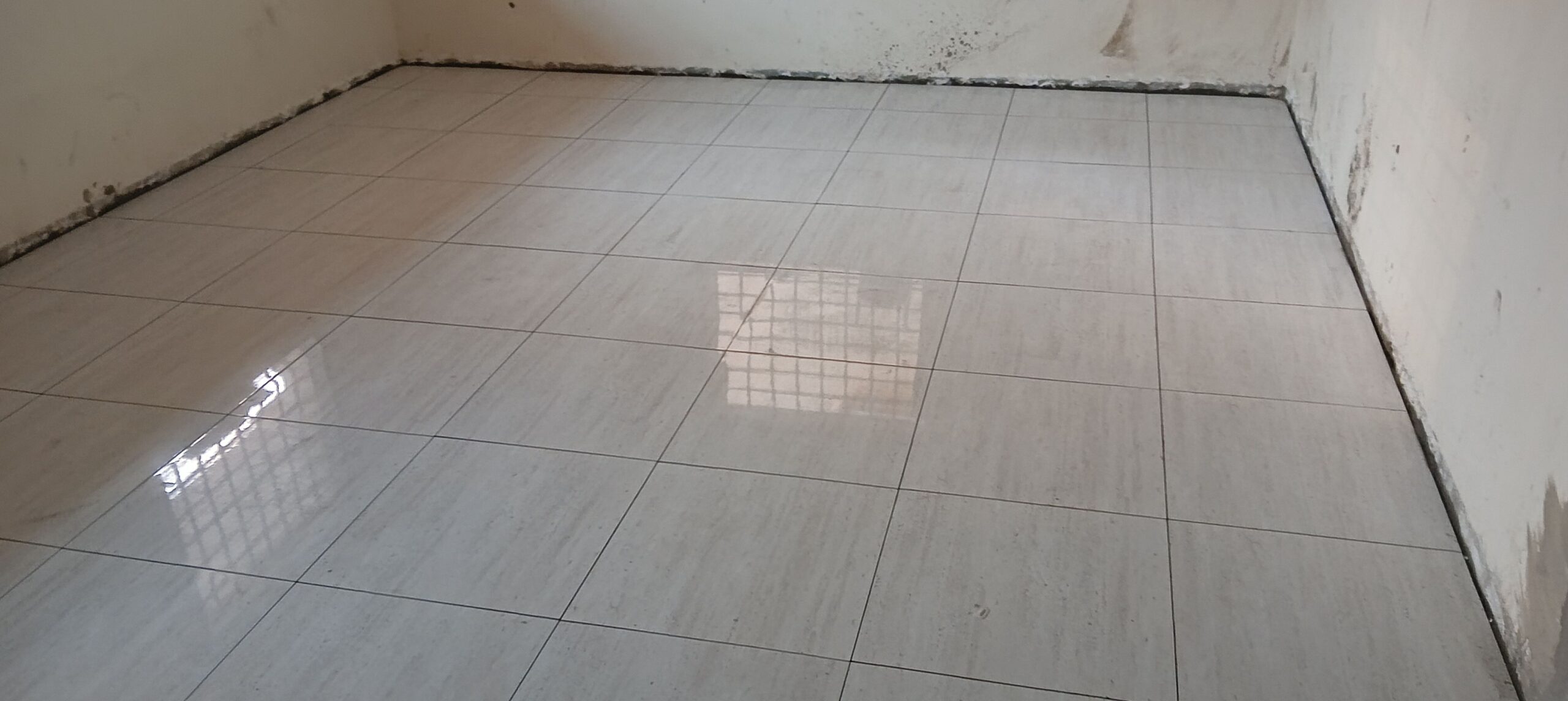 مبلط محترف لتركيب جميع انواع السيراميك والبورسلان