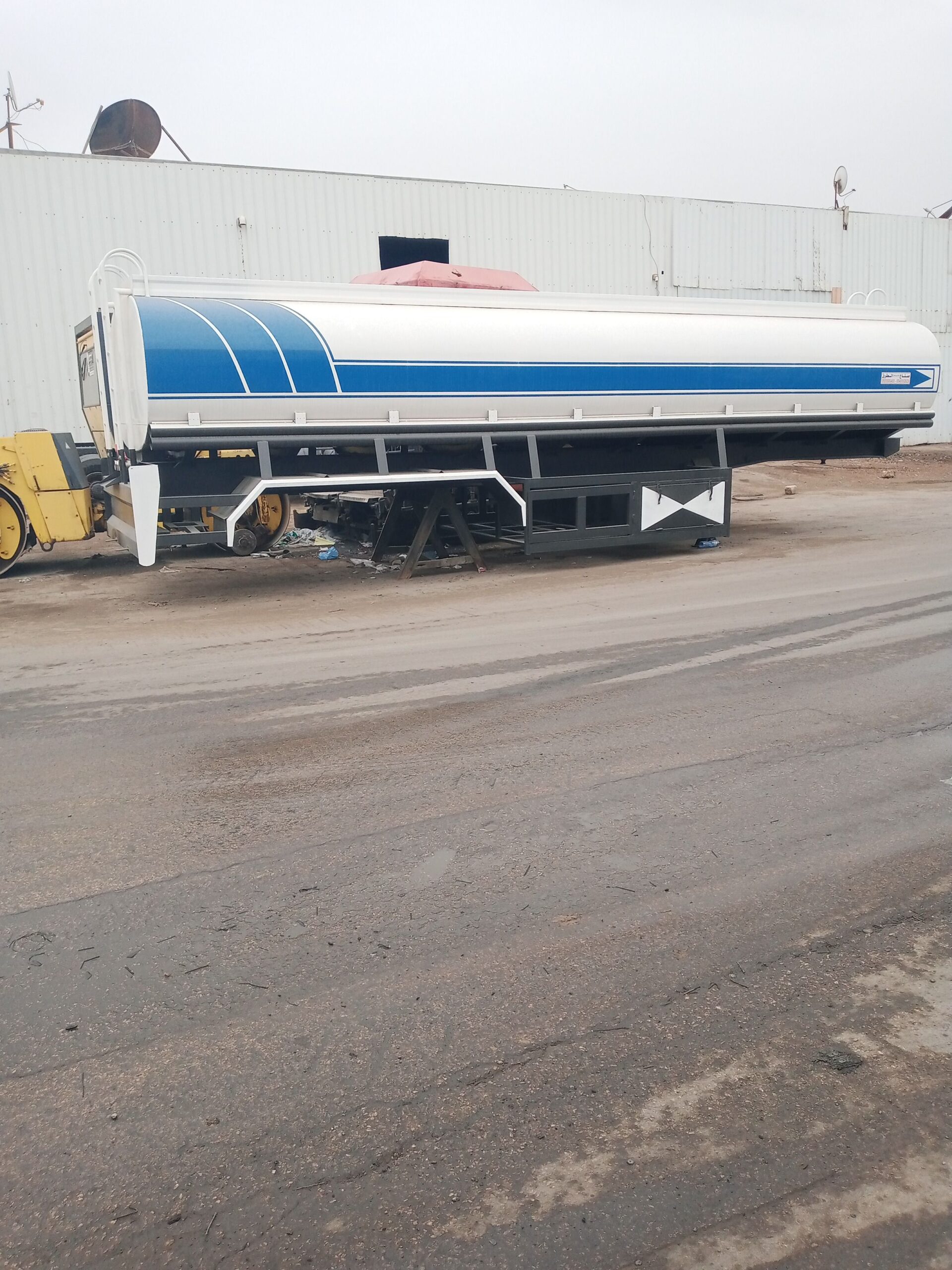 تانكي ماء للبيع جديد 32طن 30طن 28طن