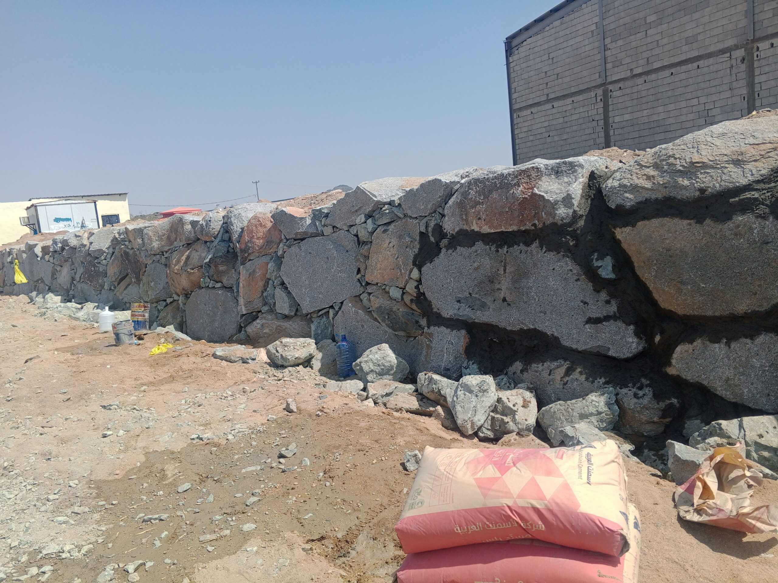 معلم بناءالحجر