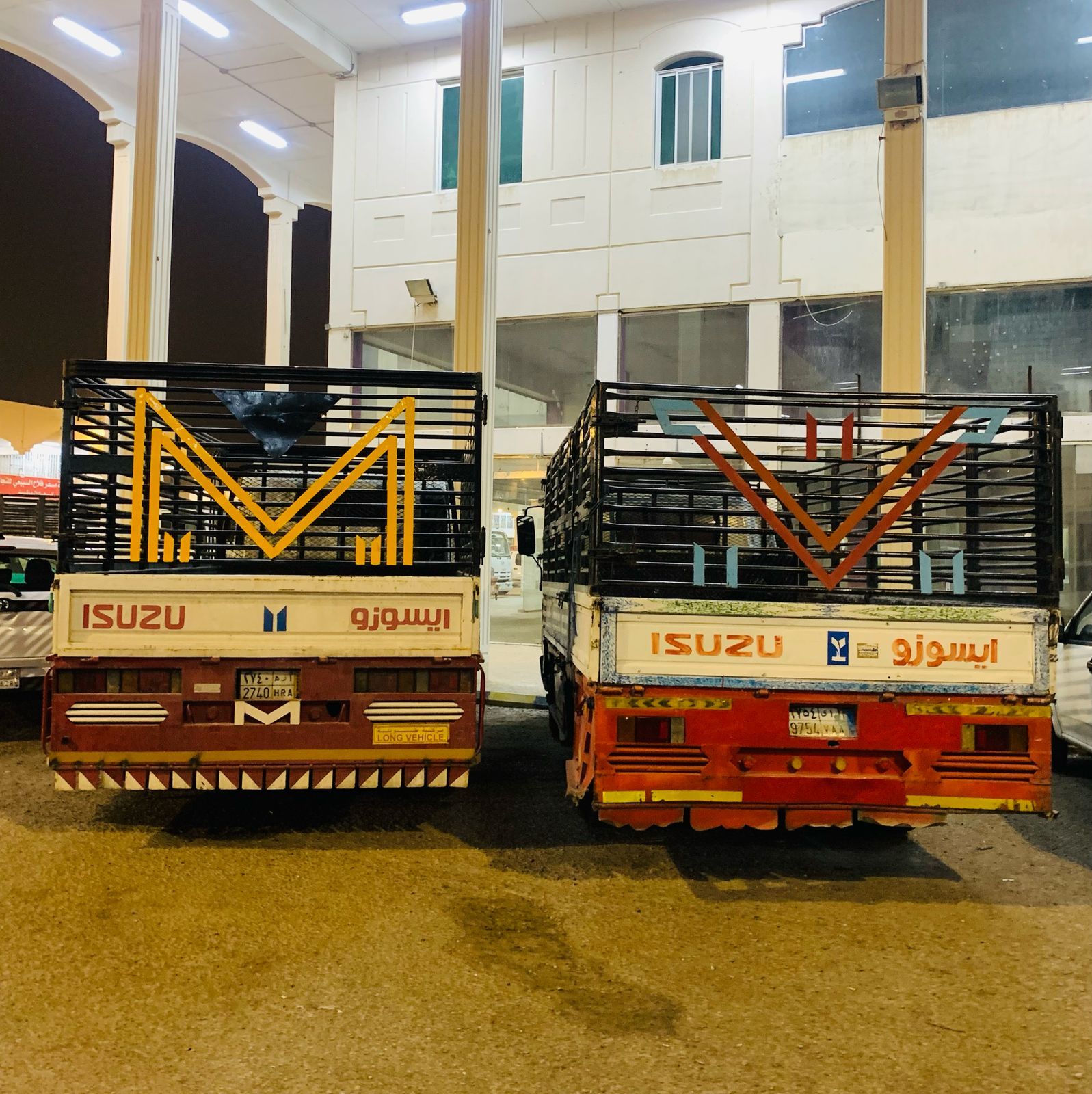 ونيت طش اثاث القديم بالرياض 0507019022 ونيت طش