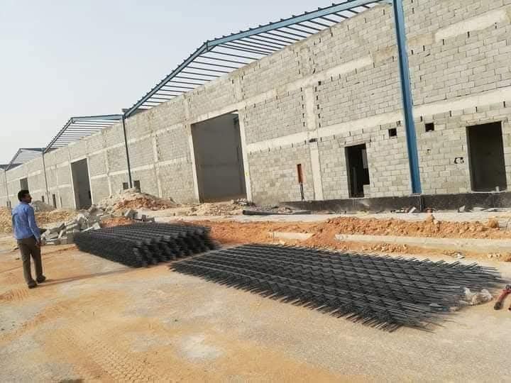 هناجر ومستودعات وجميع اعمال الحداده