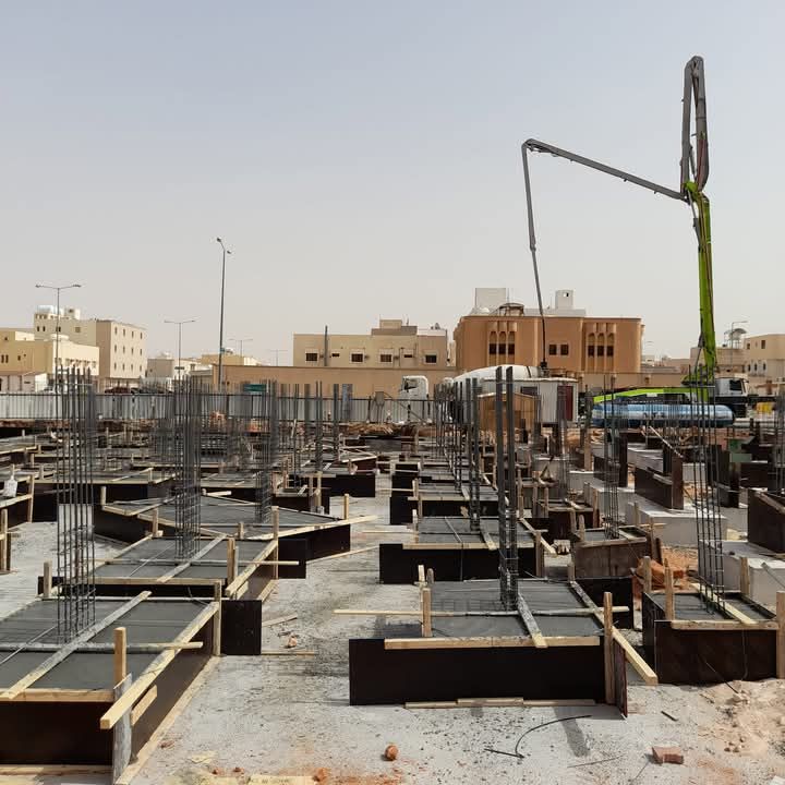 هناجر ومستودعات وجميع اعمال الحداده