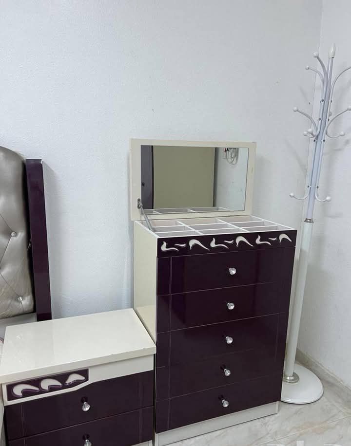 نقل عفش مع الفك والتركيب بالدمام والخبر