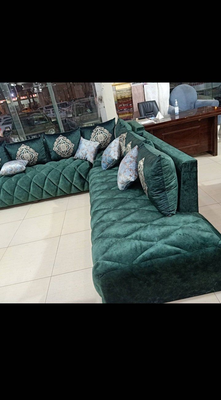 دينا طش اثاث القديم بالرياض 0507019022 طش اثاث الق