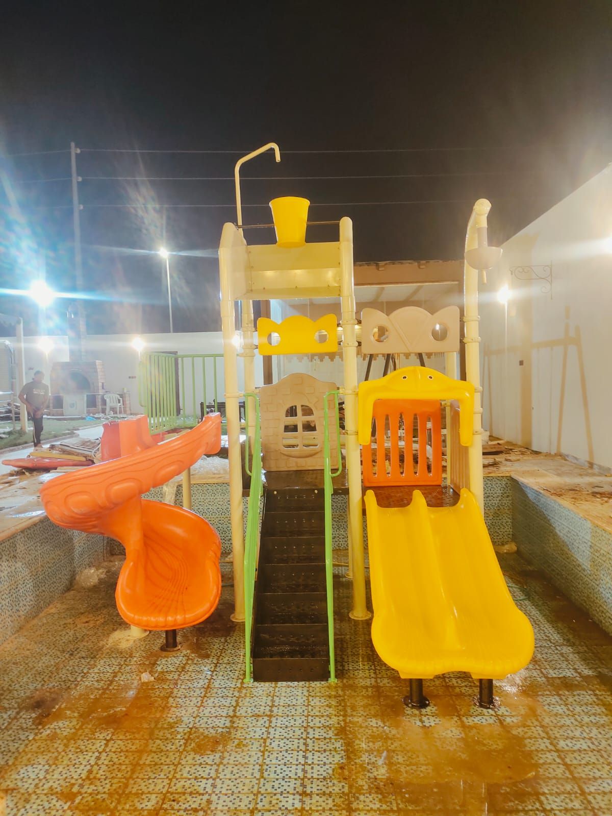 العاب مائية