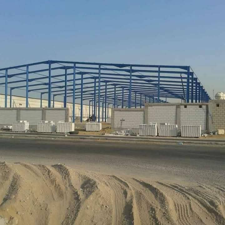 هناجر ومستودعات وجميع اعمال الحداده