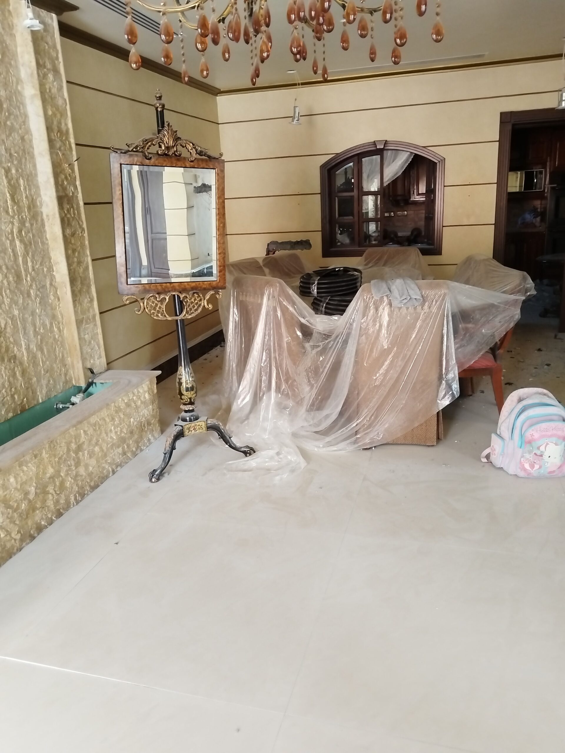 للقص جدران وابواب ونوافز