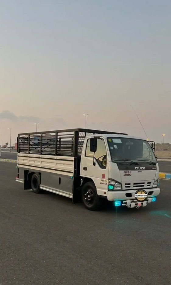 ونيت طش اثاث القديم بالرياض 0507019022 شمال الرياض