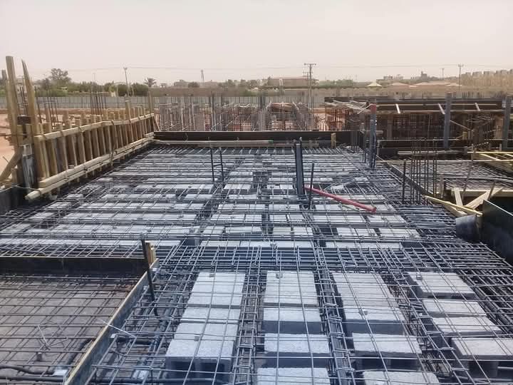 هناجر ومستودعات وجميع اعمال الحداده