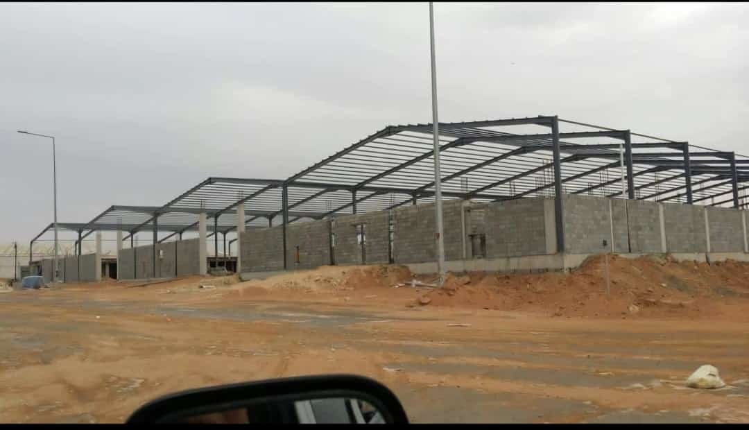 مقاول هناجر