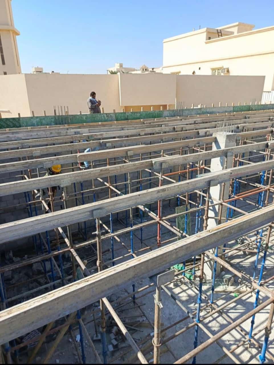 هناجر ومستودعات