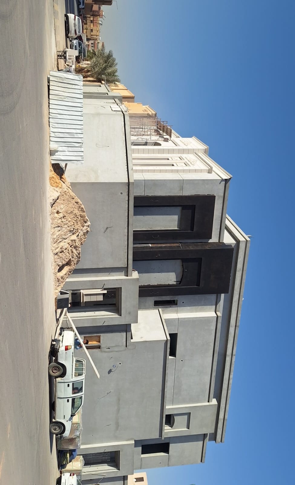 بناء ملاحق خارجية