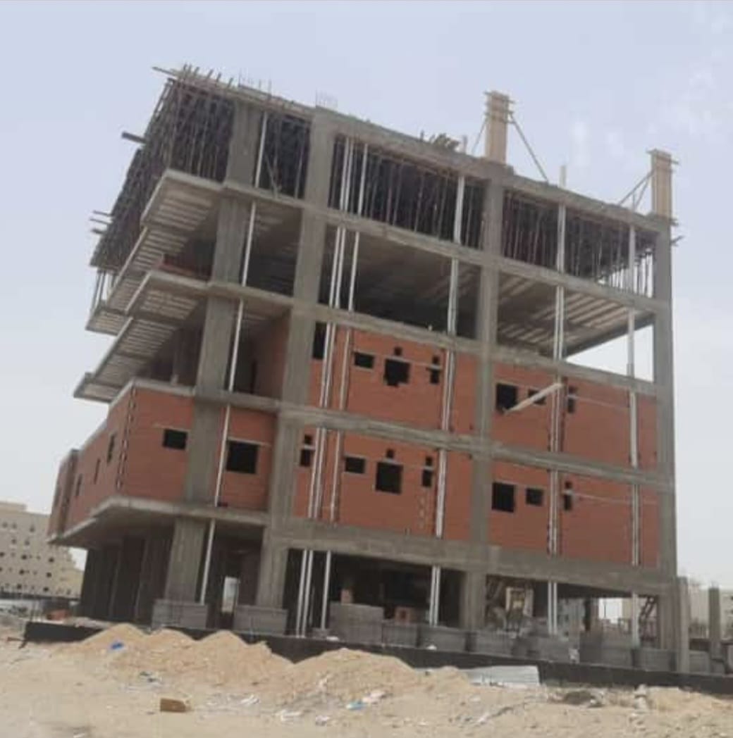 بناء ملاحق خارجية