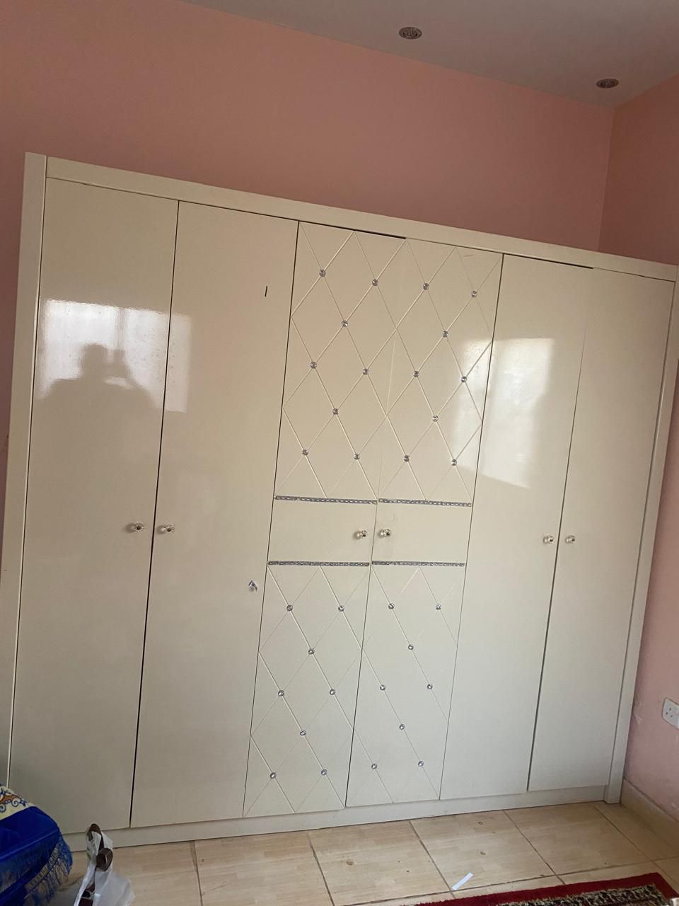 شراء الاثاث المستخدمه