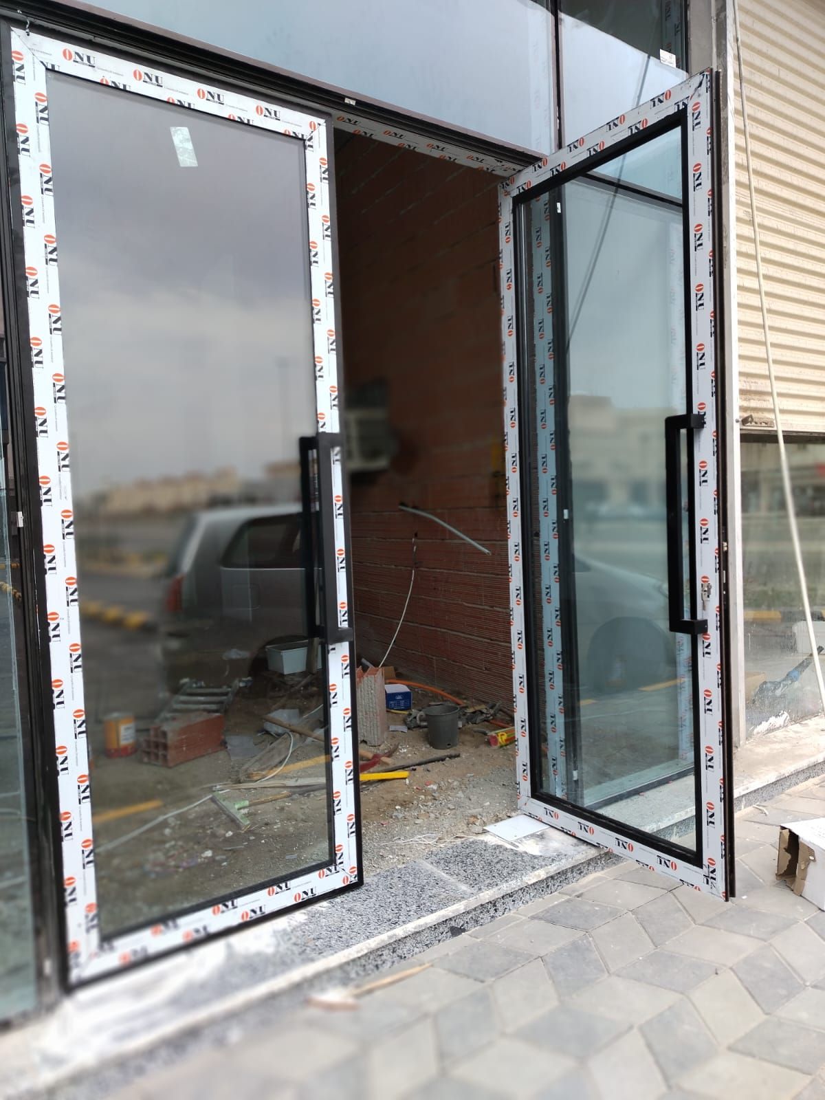 فني المنيوم