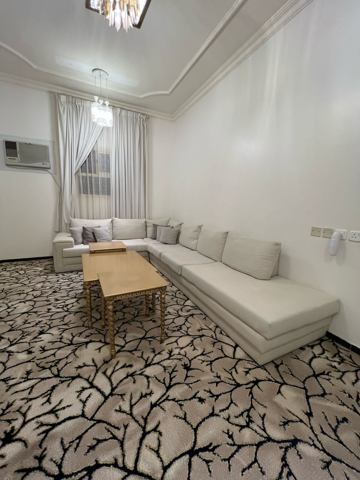 نقل العفش داخل وخارج الرياض