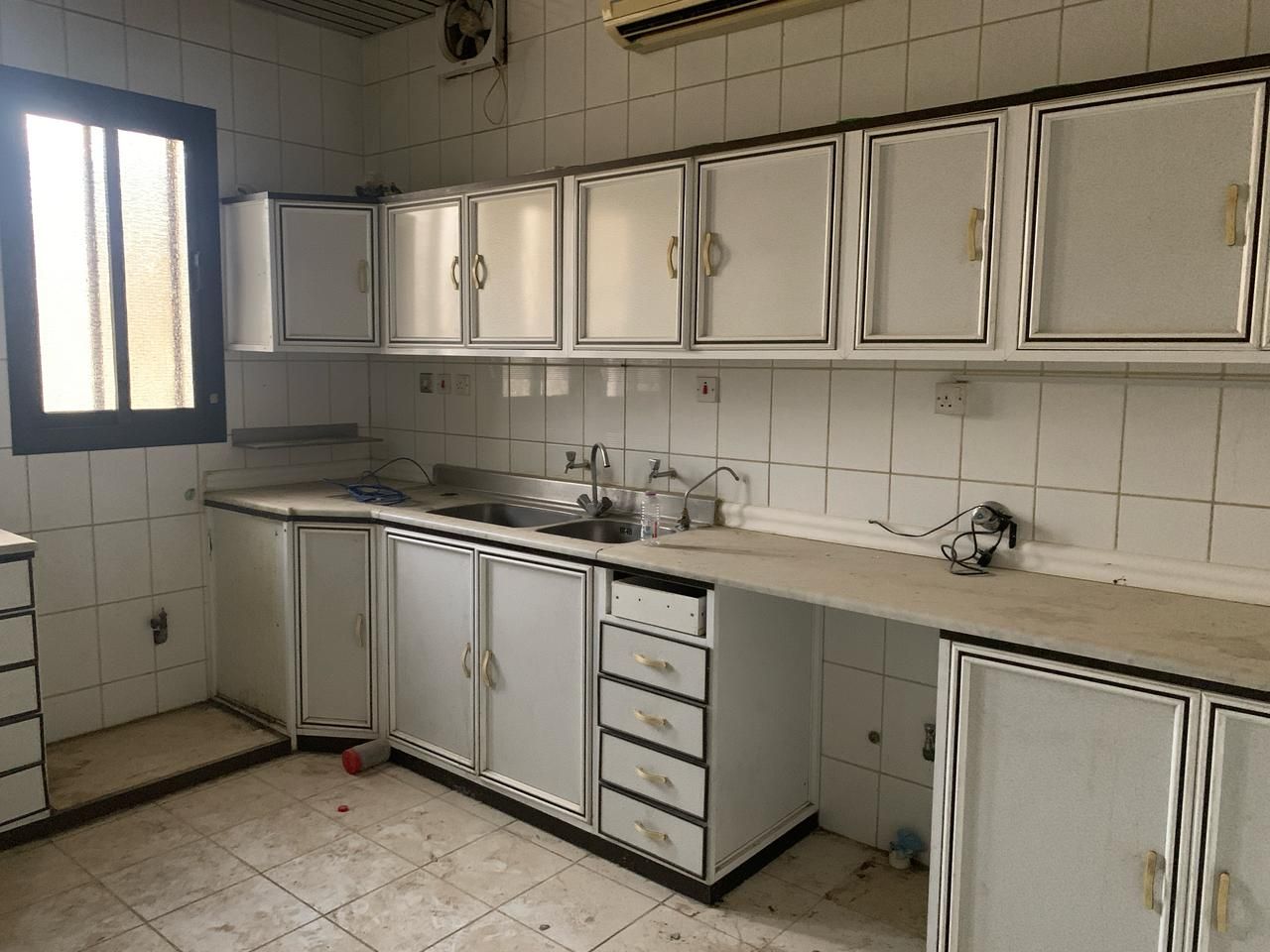 شراء أثاث مستعمل شمال الرياض