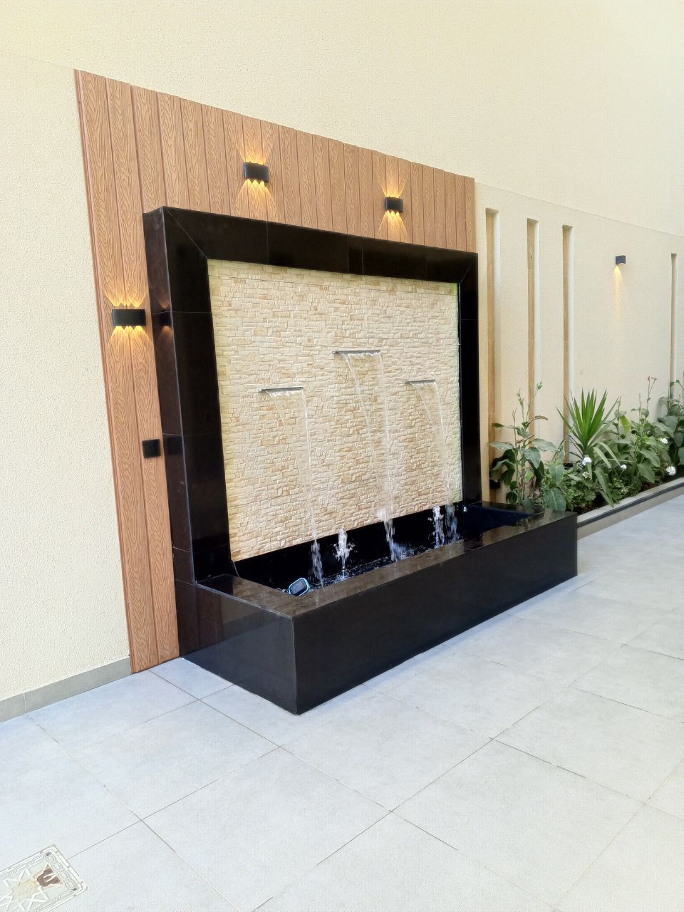 تنسيق الحدائق شلالات ونوافير