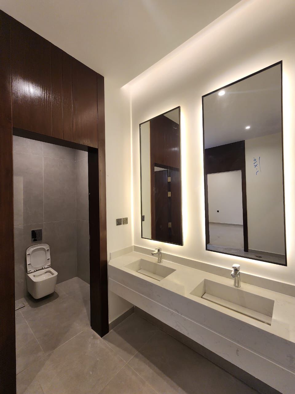 فلل للبيع نظام درج داخلي