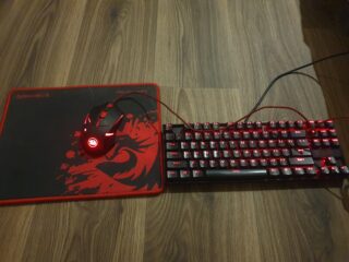 e27552a4-e3d0-4302-afe1-cd6fb98e93d6