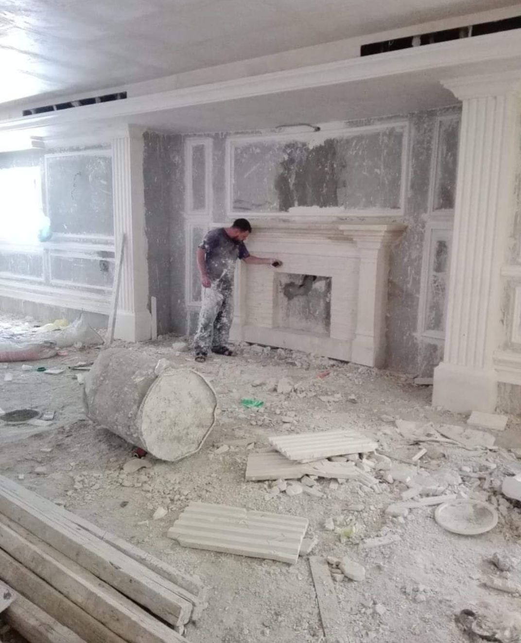 معلم جبس تونسي