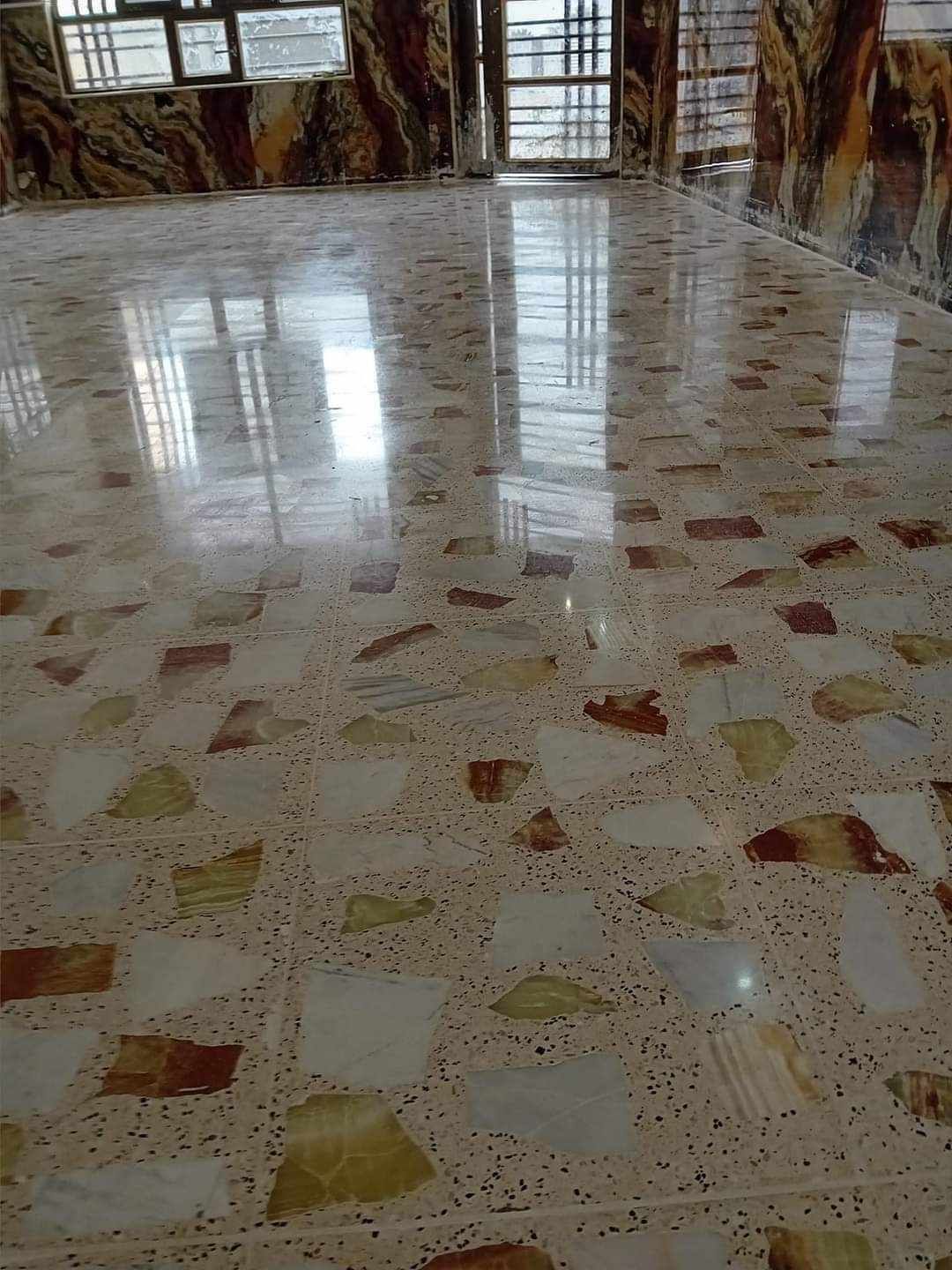 جلي بلاط تلمیع روخام تنظيف تلىيع سراميك جلي درج جل